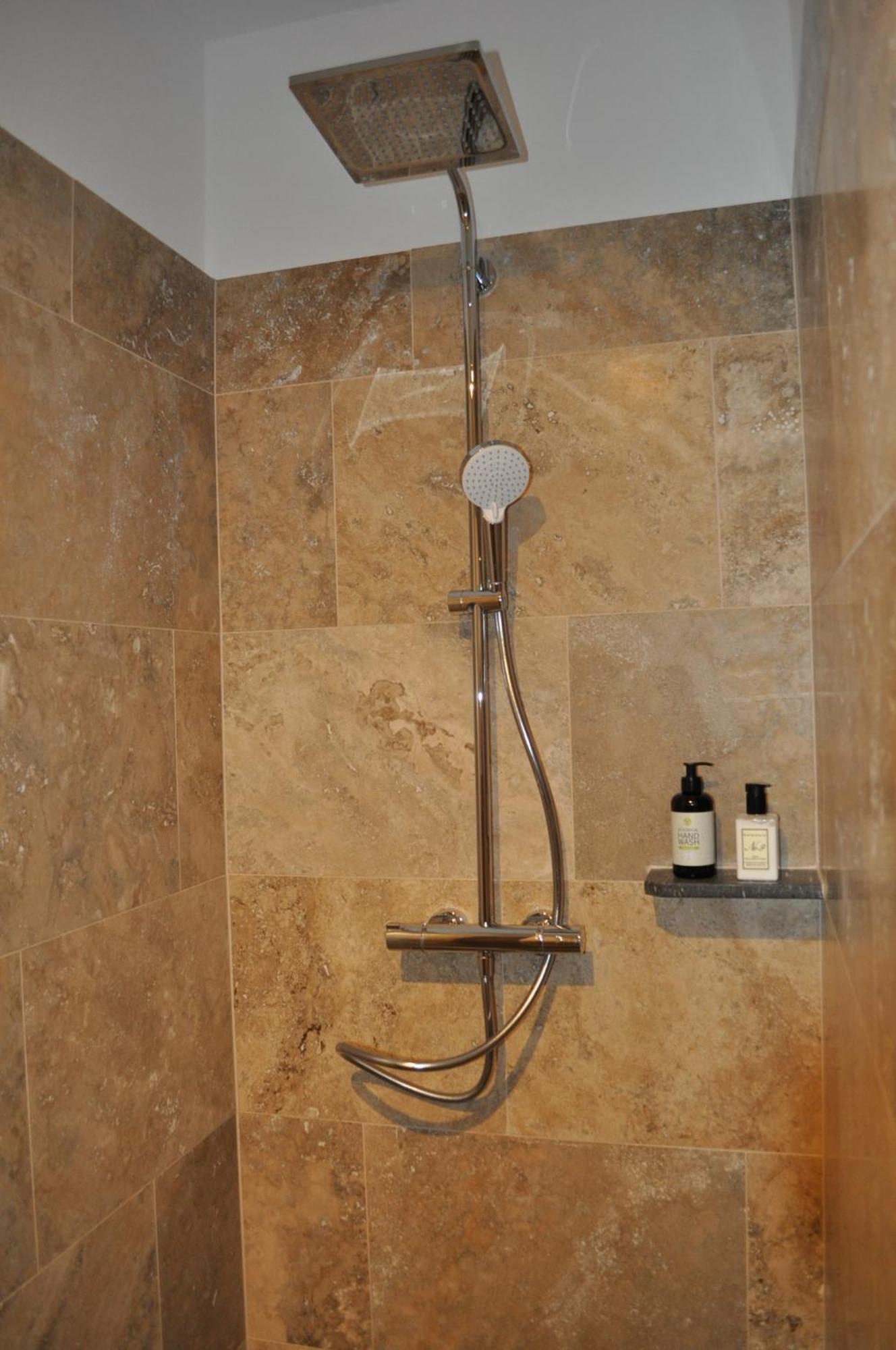 וולדן אם וורתרסי Ferienwohnung Binder Hubertusstrasse מראה חיצוני תמונה